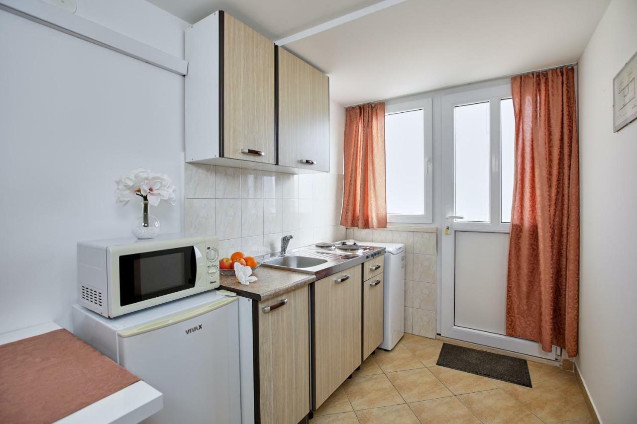 Studio Kristic, Cozy Studio With A Terrace Дубровник Экстерьер фото